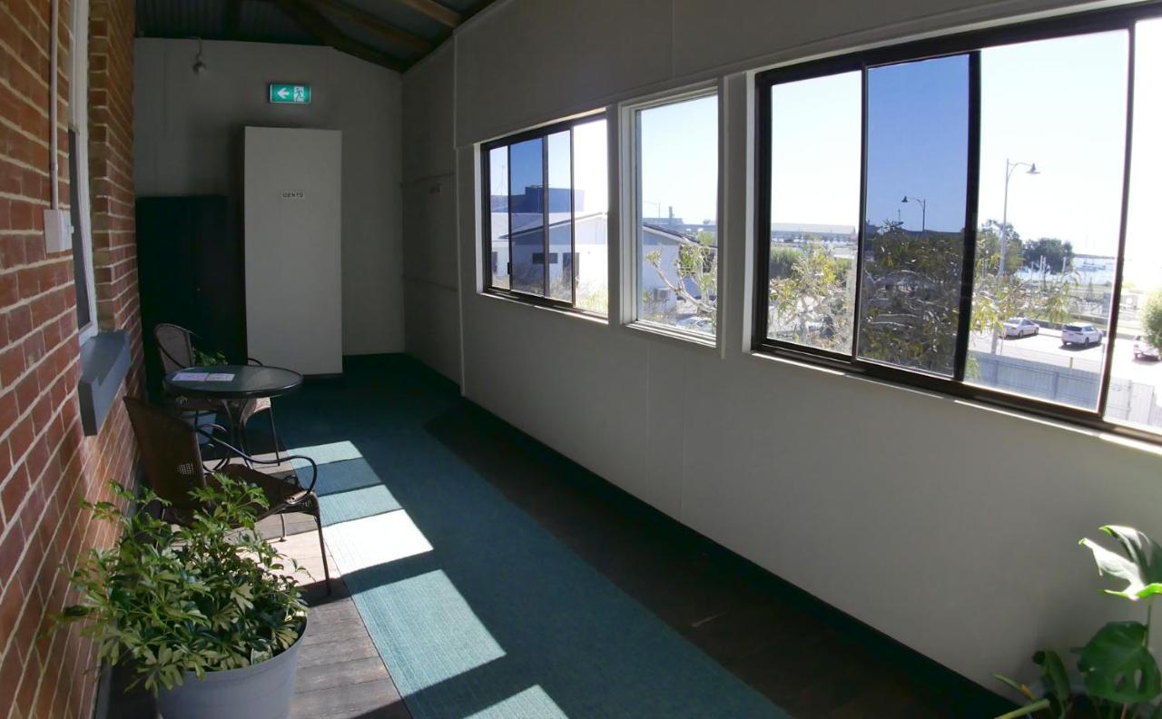 Geraldton Backpackers Hostel Ngoại thất bức ảnh